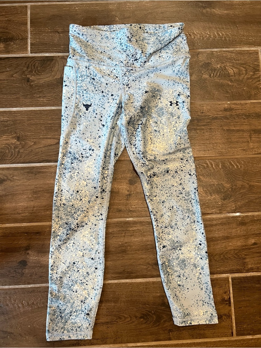 Under Armour/Rock women’s size M' Light Blue Speckle Active Leggings